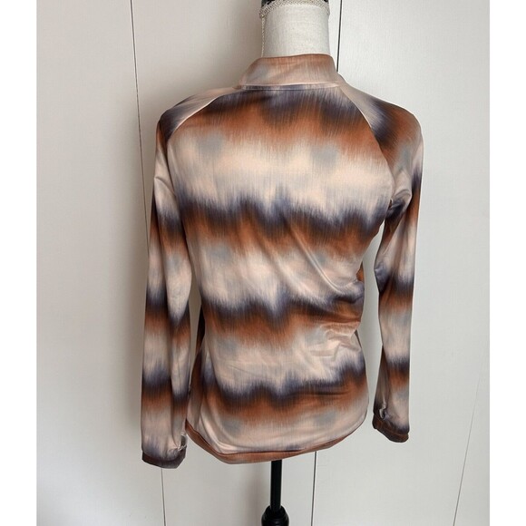 Born Outdoor 1/2 Zip Long Sleeve Stretch Ombré Pattern Thumbholes M Hiking Top - Picture 6 of 8